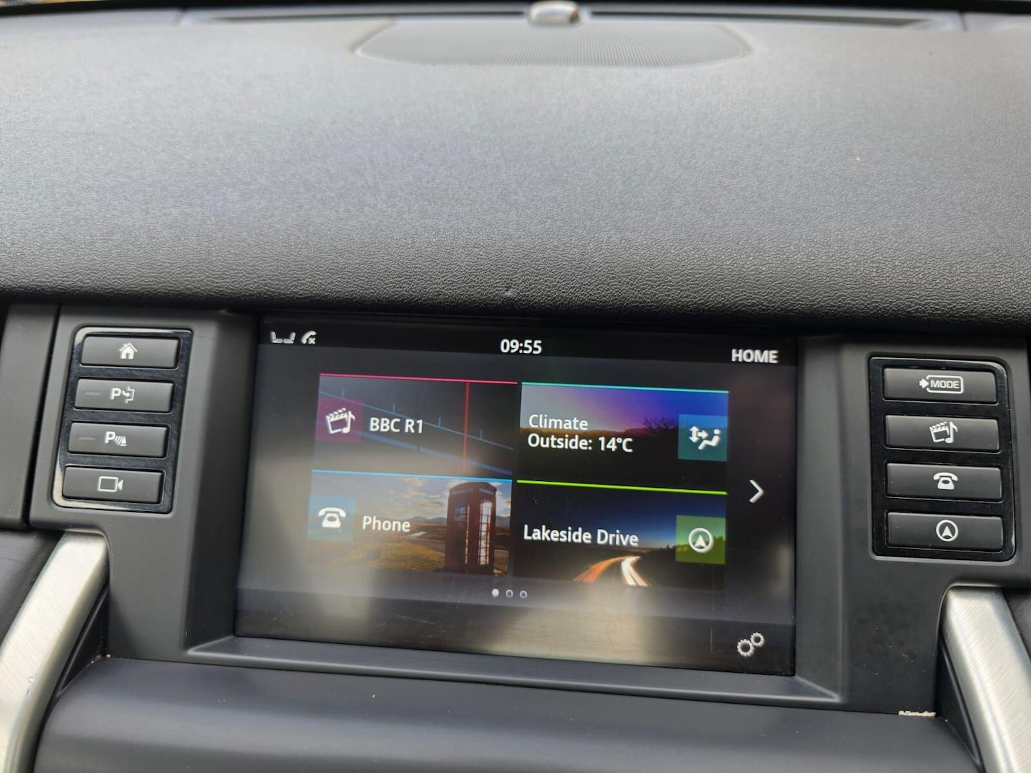 Used Land Rover Discovery Sport 2017 for sale - 76377265: Photo 17