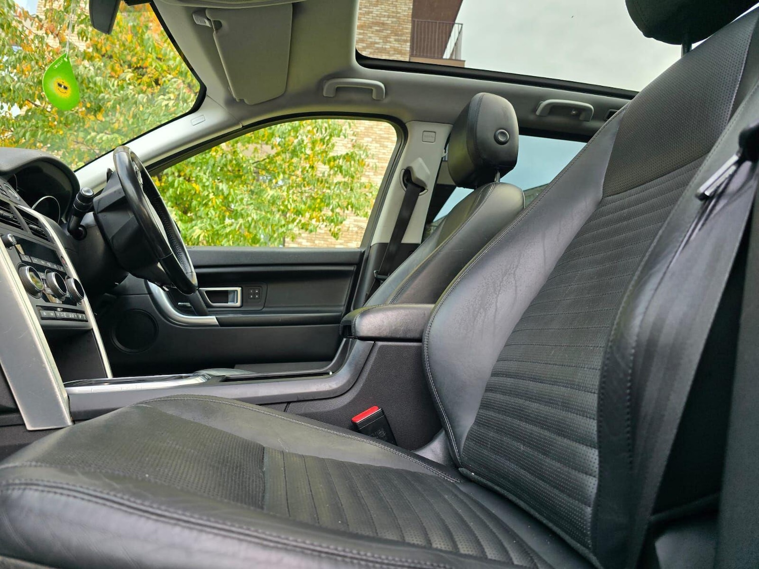 Used Land Rover Discovery Sport 2017 for sale - 76377265: Photo 19