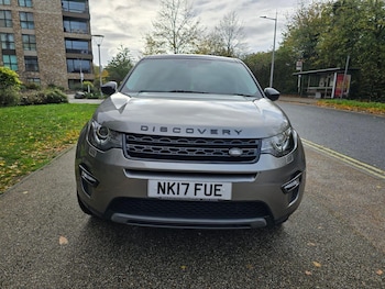 Used Land Rover Discovery Sport 2017 for sale - 76377265: Photo