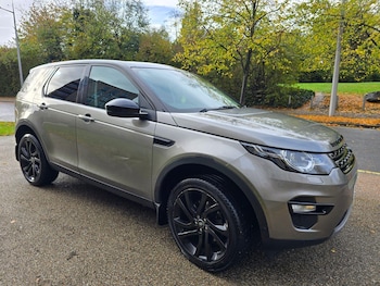 Used Land Rover Discovery Sport 2017 for sale - 76377265: Photo