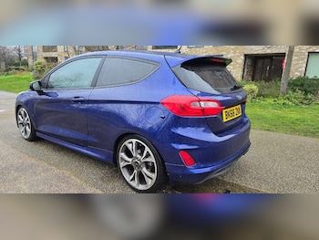 Used Ford Fiesta 2018 for sale - 77424767: Photo