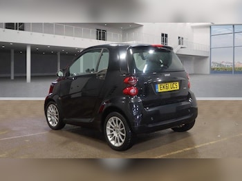 Used smart fortwo 2011 for sale - 78301858: Photo