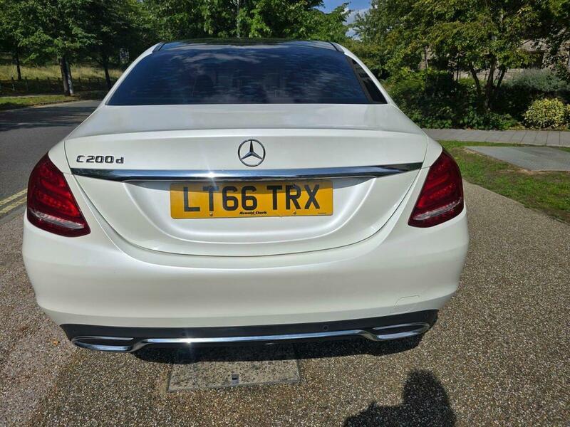 Used Mercedes-Benz C Class 2016 for sale - 76887235: Photo 4