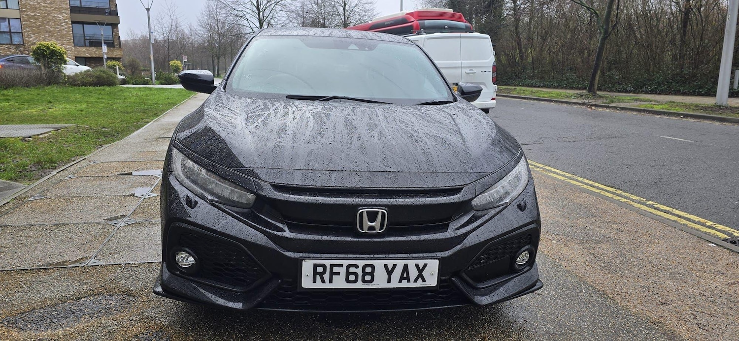 Used Honda Civic 2019 for sale - 77496562: Photo 2