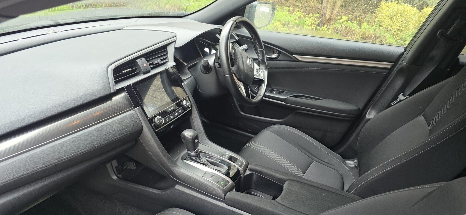 Used Honda Civic 2019 for sale - 77496562: Photo 23