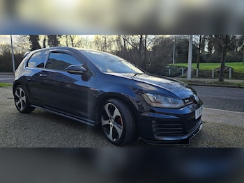 Used Volkswagen Golf 2014 for sale - 77040077: Photo