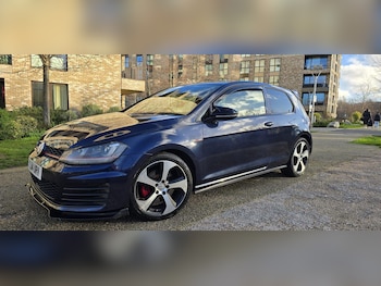 Used Volkswagen Golf 2014 for sale - 77040077: Photo