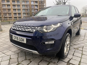 Used Land Rover Discovery Sport 2016 for sale - 79061377: Photo