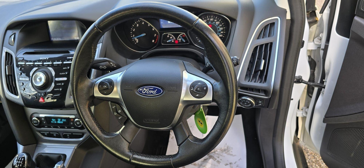 Used Ford Focus 2014 for sale - 76742313: Photo 10