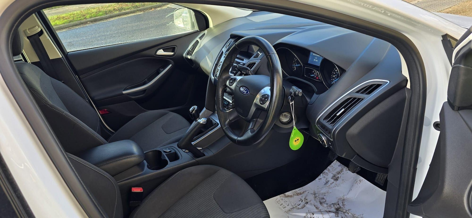 Used Ford Focus 2014 for sale - 76742313: Photo 11