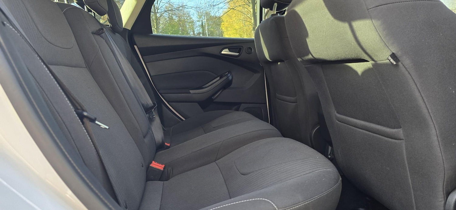 Used Ford Focus 2014 for sale - 76742313: Photo 15