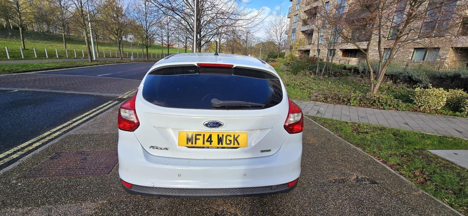 Used Ford Focus 2014 for sale - 76742313: Photo 4