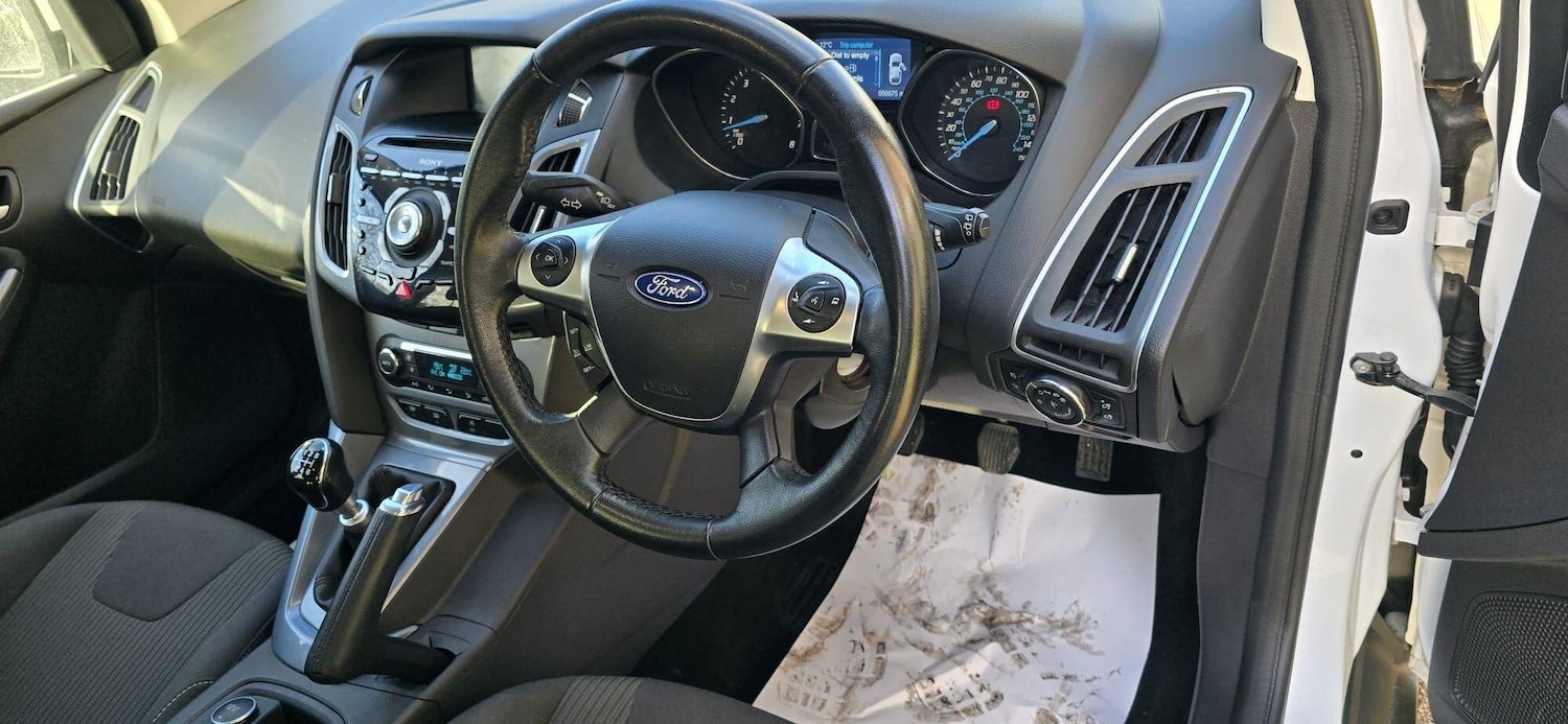 Used Ford Focus 2014 for sale - 76742313: Photo 9