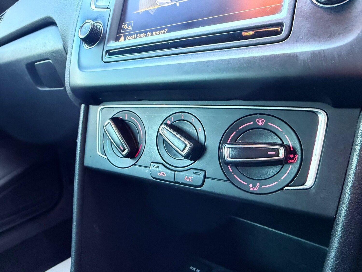 Used Volkswagen Polo for sale - 78214958: Photo 19