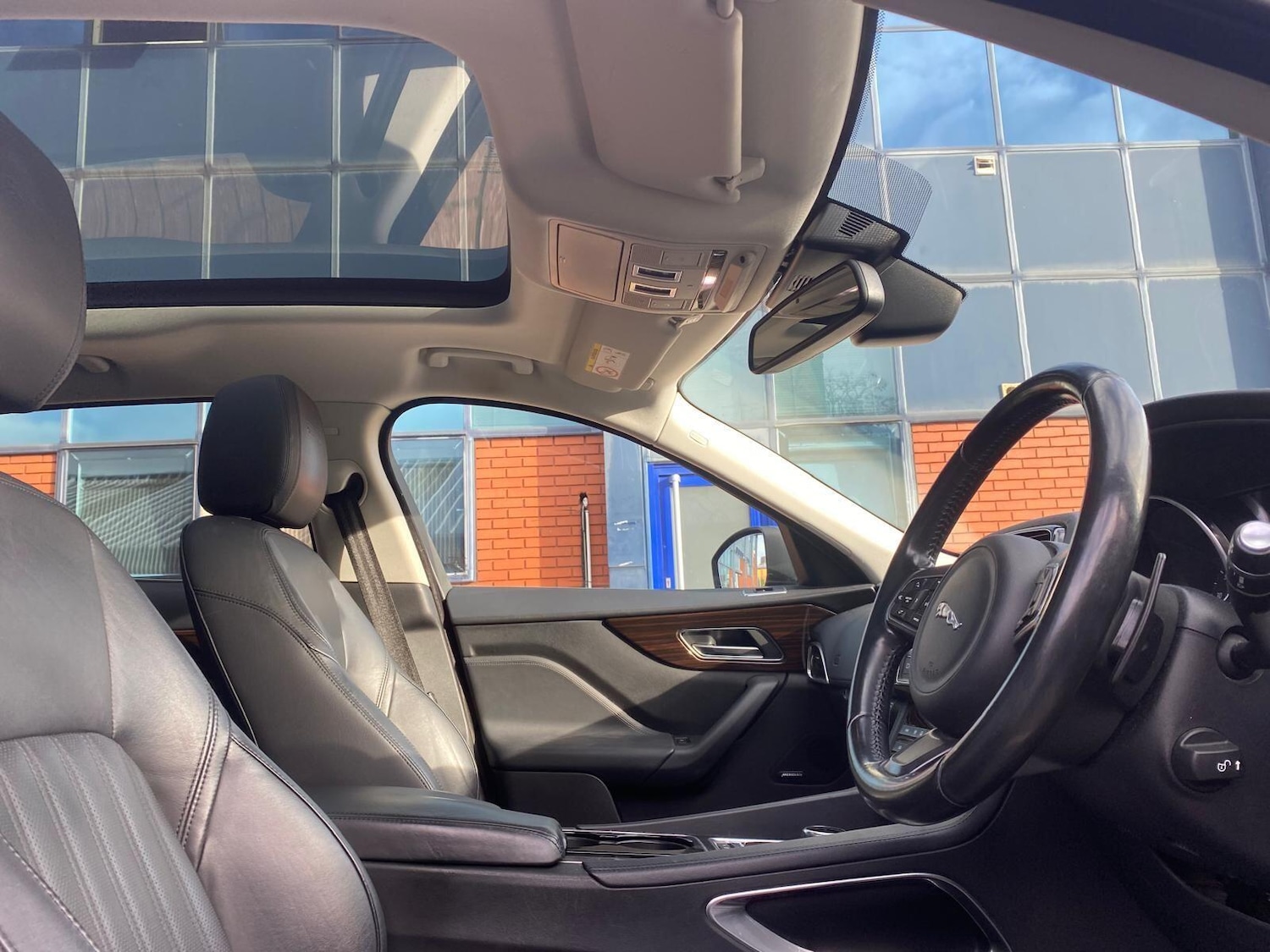 Used Jaguar F-Pace 2016 for sale - 78047024: Photo 11