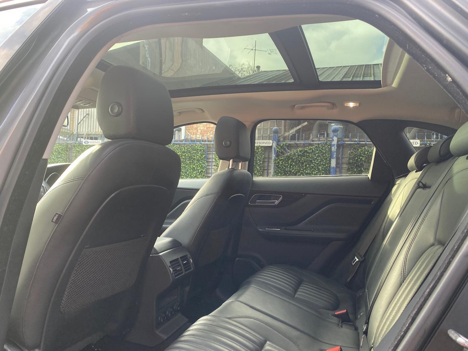 Used Jaguar F-Pace 2016 for sale - 78047024: Photo 12