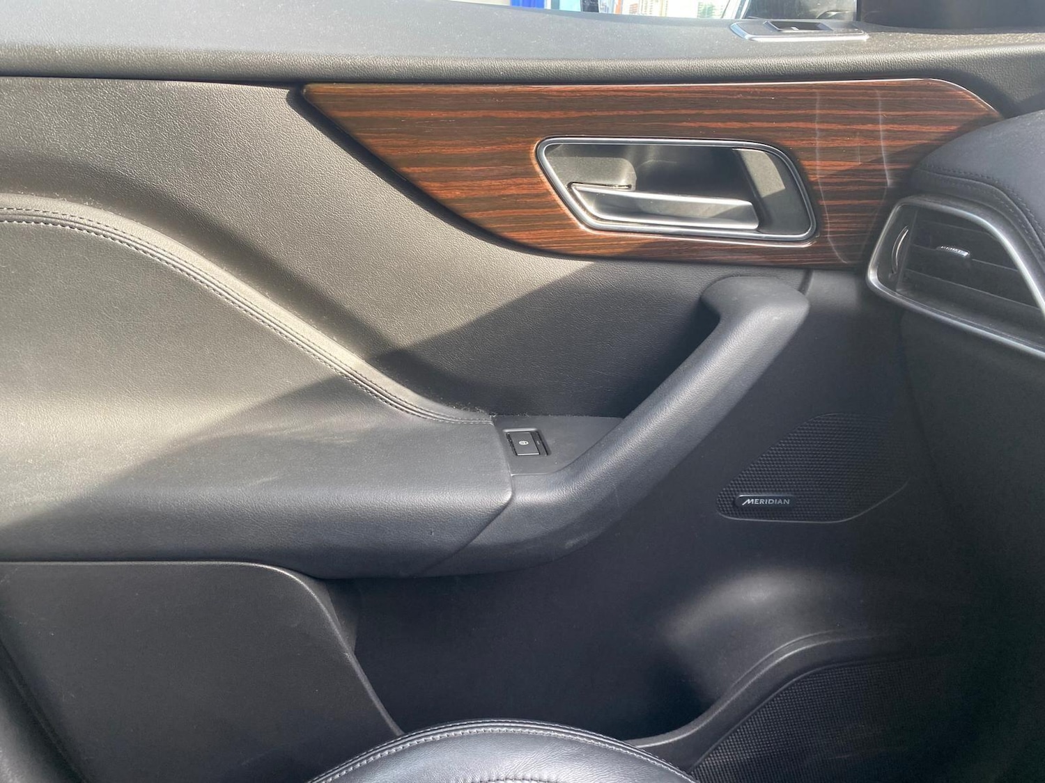 Used Jaguar F-Pace 2016 for sale - 78047024: Photo 17