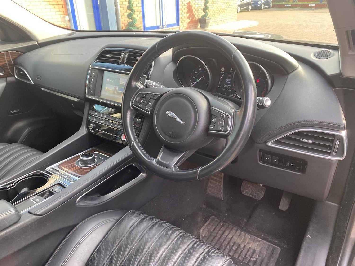 Used Jaguar F-Pace 2016 for sale - 78047024: Photo 22