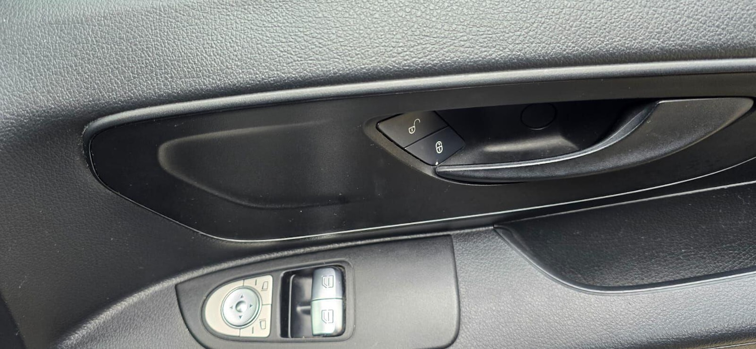 Used Mercedes-Benz Vito 2016 for sale - 77549372: Photo 10