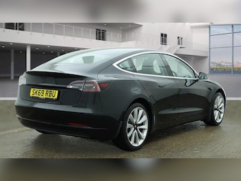 Used Tesla Model 3 2019 for sale - 77939606: Photo