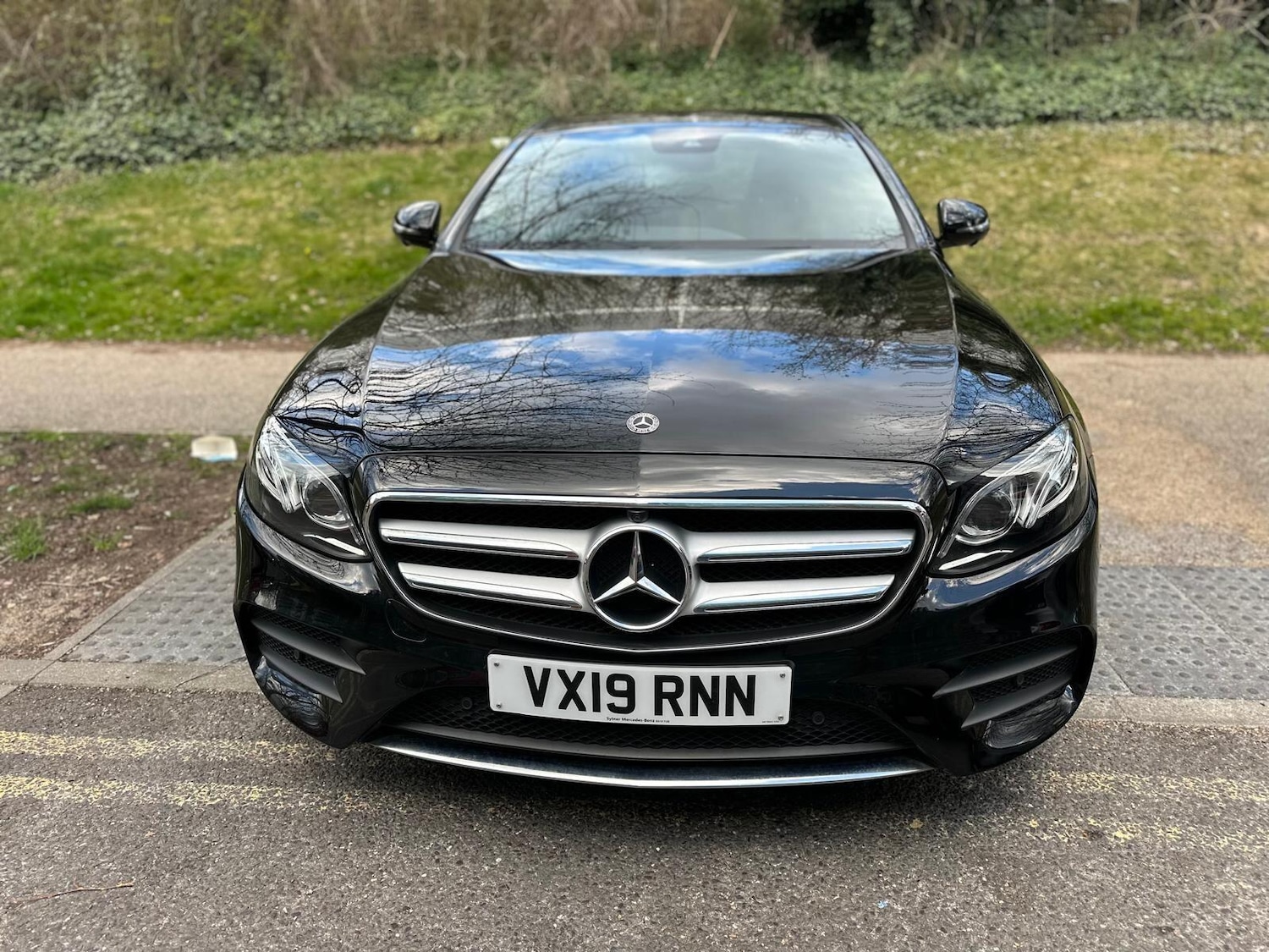 Used Mercedes-Benz E Class 2019 for sale - 76397996: Photo 2