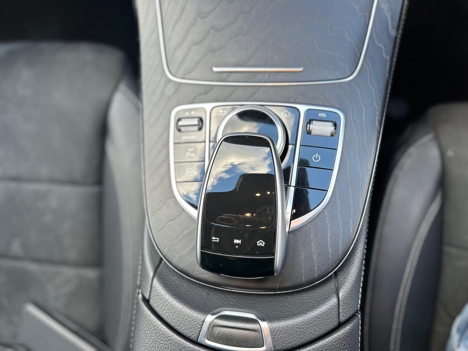 Used Mercedes-Benz E Class 2019 for sale - 76397996: Photo 40