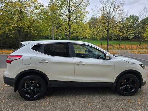 Used Nissan Qashqai 2016 for sale - 76295924: Photo 12