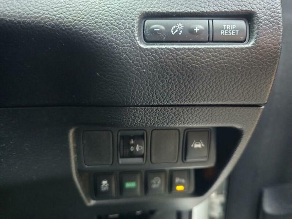 Used Nissan Qashqai 2016 for sale - 76295924: Photo 13