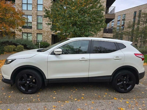 Used Nissan Qashqai 2016 for sale - 76295924: Photo 15