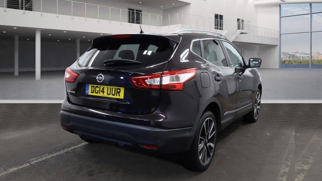 Used Nissan Qashqai 2014 for sale - 76585002: Photo 4