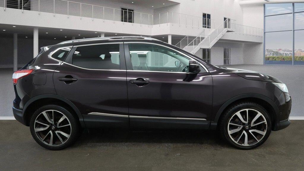 Used Nissan Qashqai 2014 for sale - 76585002: Photo 5