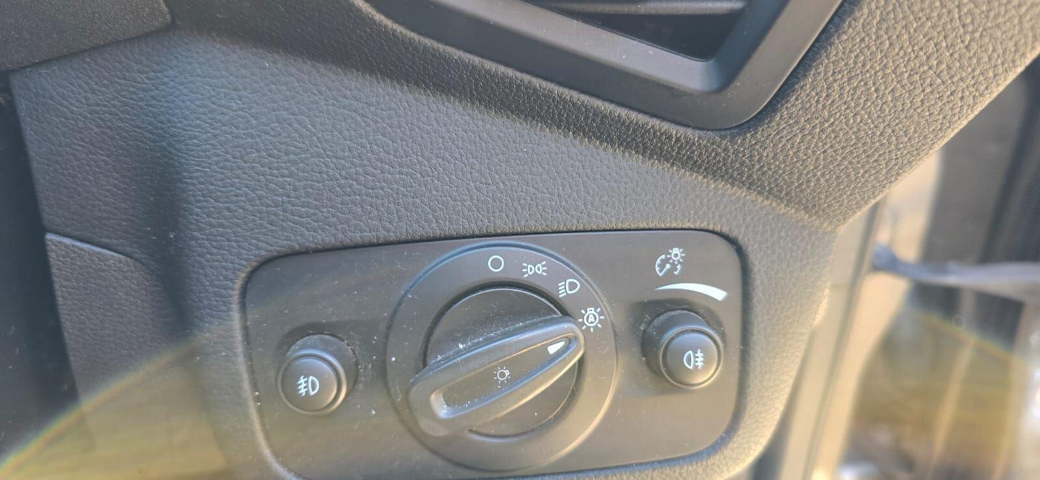 Used Ford Kuga 2018 for sale - 76742650: Photo 21