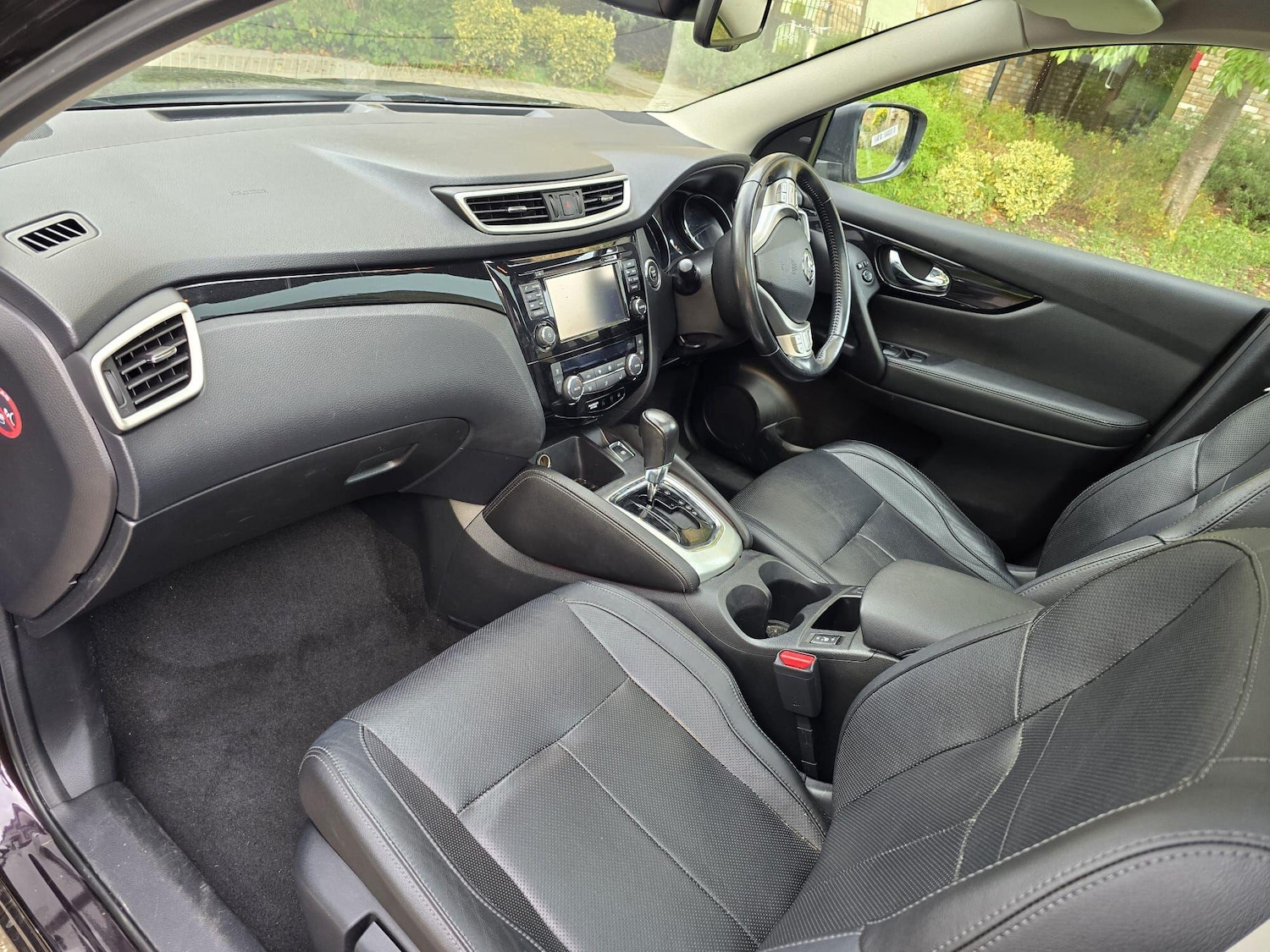 Used Nissan Qashqai 2015 for sale - 76136533: Photo 11