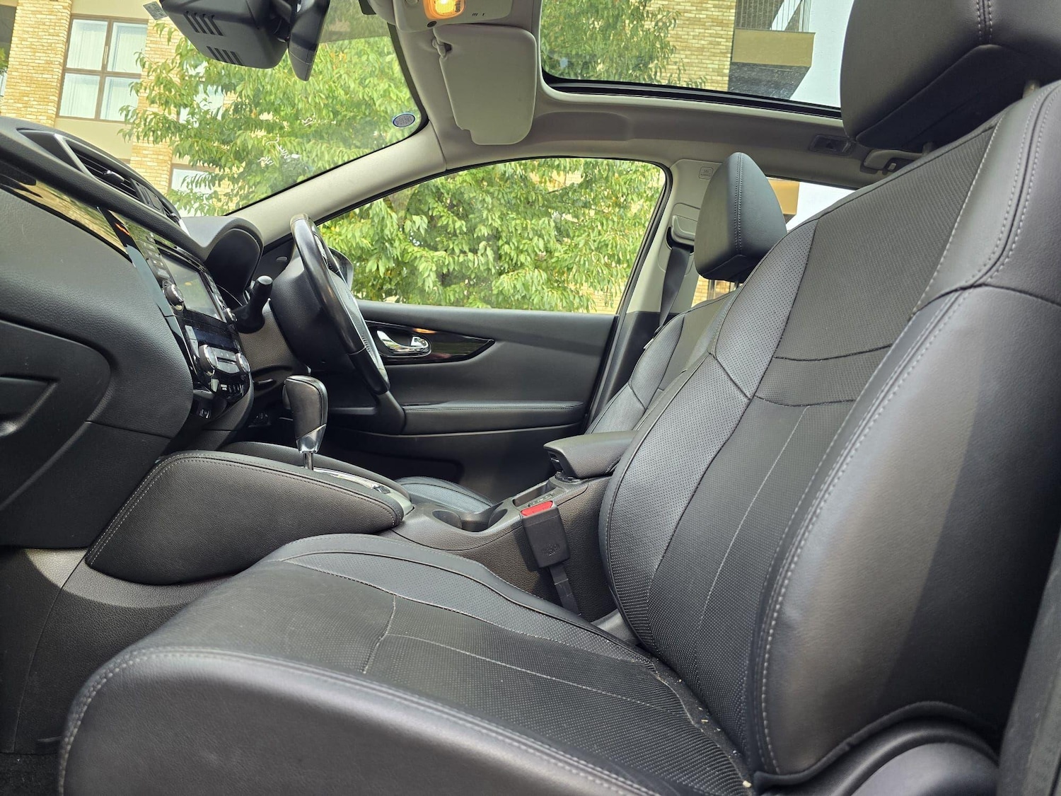 Used Nissan Qashqai 2015 for sale - 76136533: Photo 12
