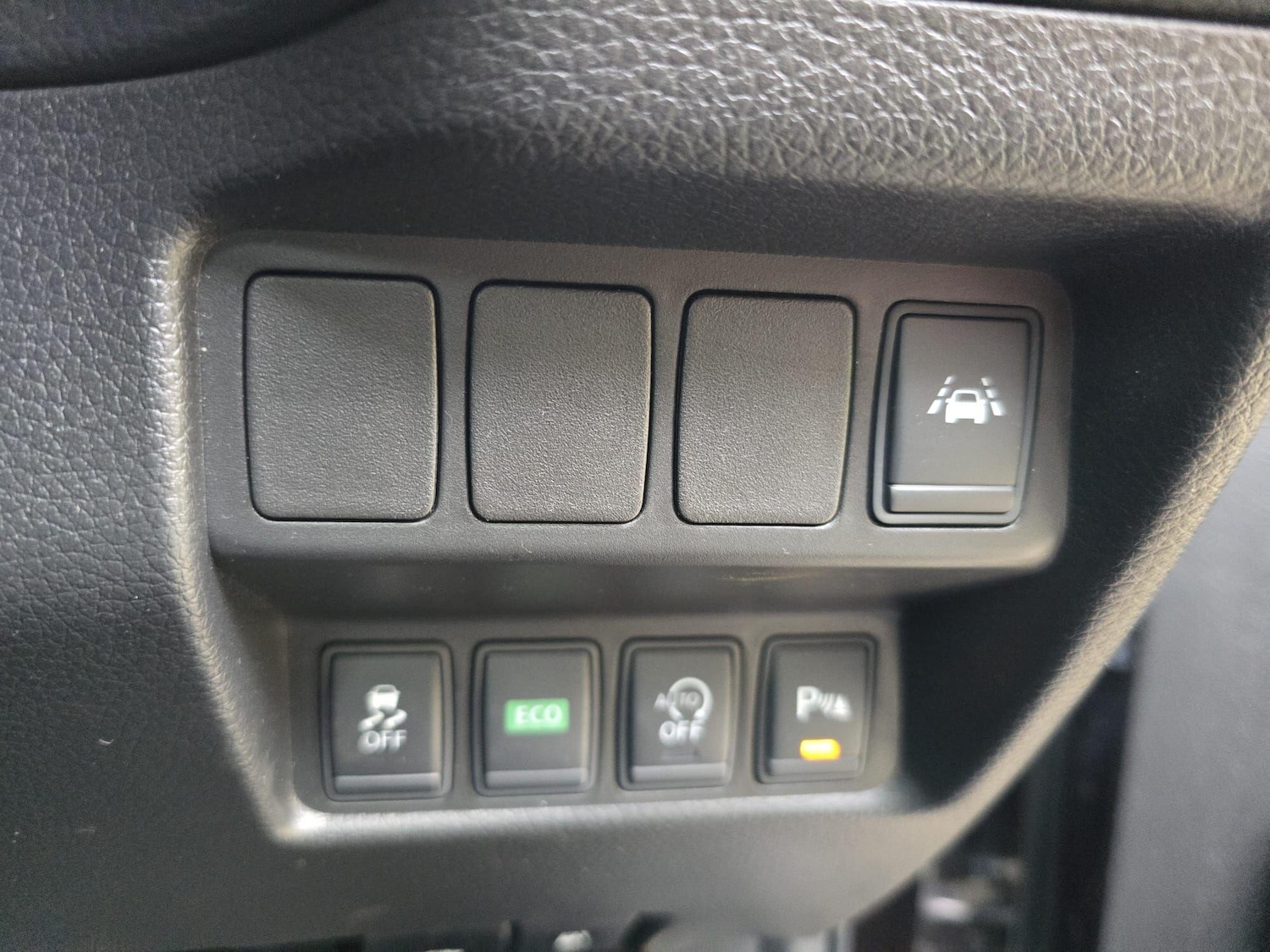 Used Nissan Qashqai 2015 for sale - 76136533: Photo 17