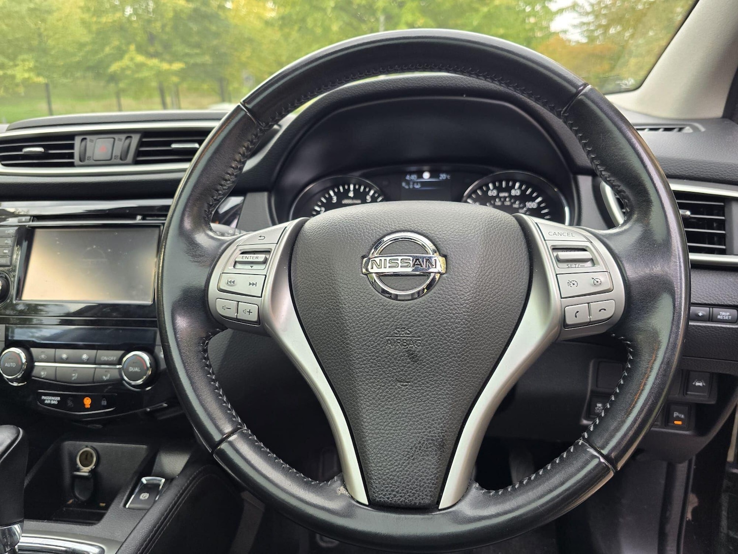 Used Nissan Qashqai 2015 for sale - 76136533: Photo 26