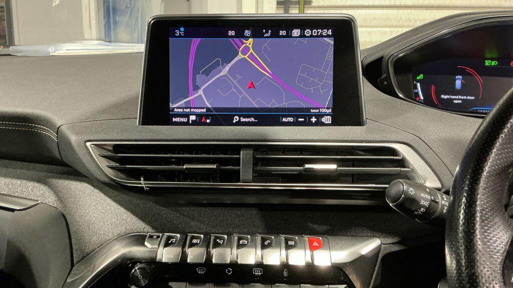 Used Peugeot 3008 2018 for sale - 76700686: Photo 10