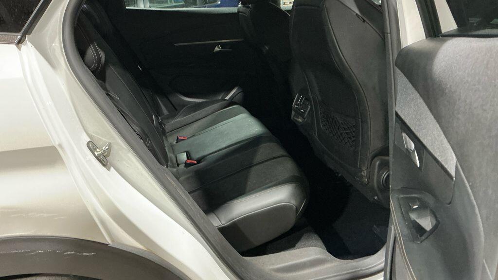 Used Peugeot 3008 2018 for sale - 76700686: Photo 8