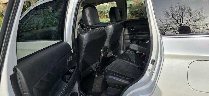 Used Mitsubishi Outlander 2017 for sale - 77769115: Photo 10