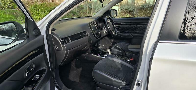 Used Mitsubishi Outlander 2017 for sale - 77769115: Photo 16