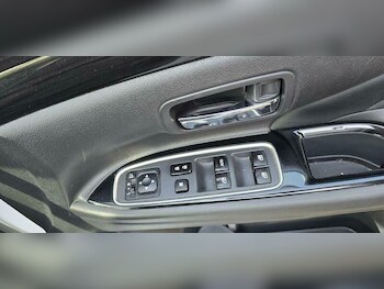 Used Mitsubishi Outlander 2017 for sale - 77769115: Photo