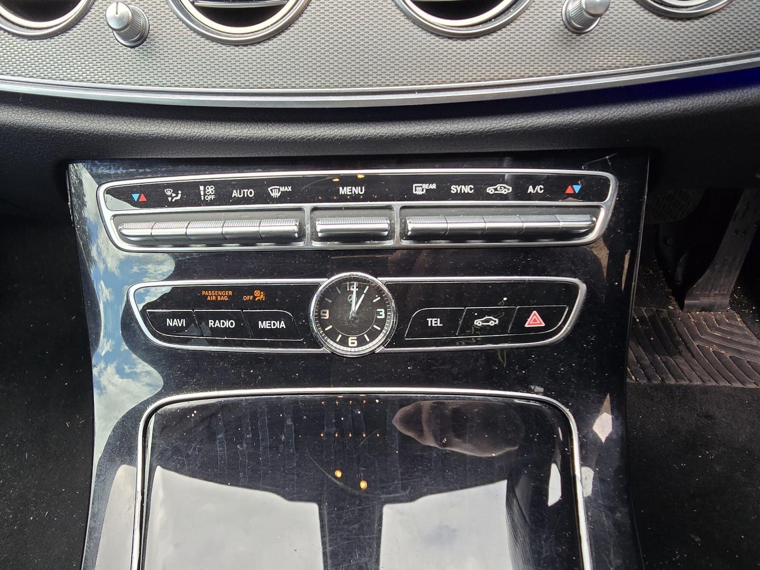 Used Mercedes-Benz E Class for sale - 77267069: Photo 24