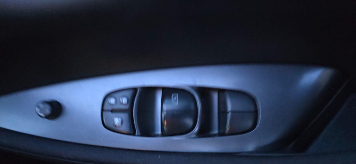 Used Nissan Leaf for sale - 77683819: Photo 11