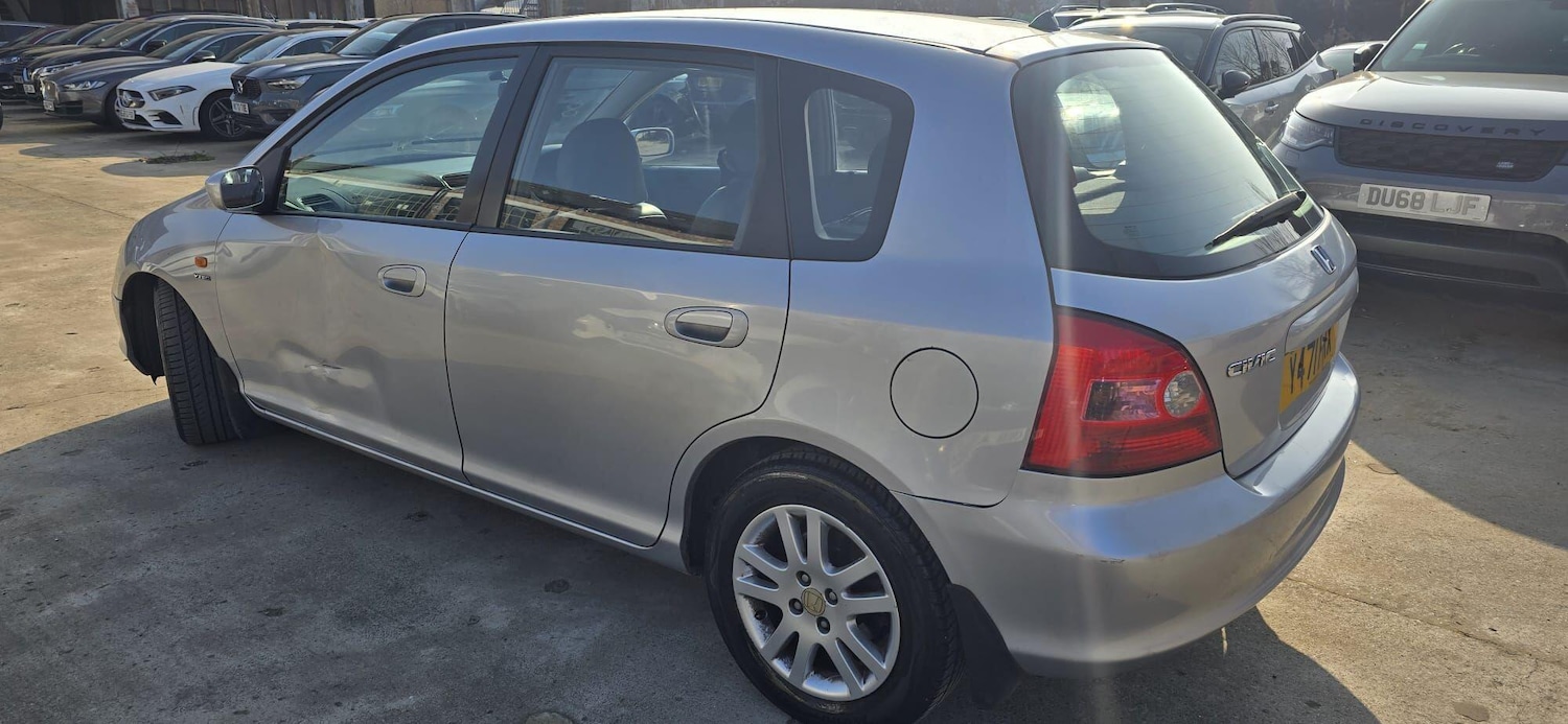 Used Honda Civic for sale - 77753769: Photo 4