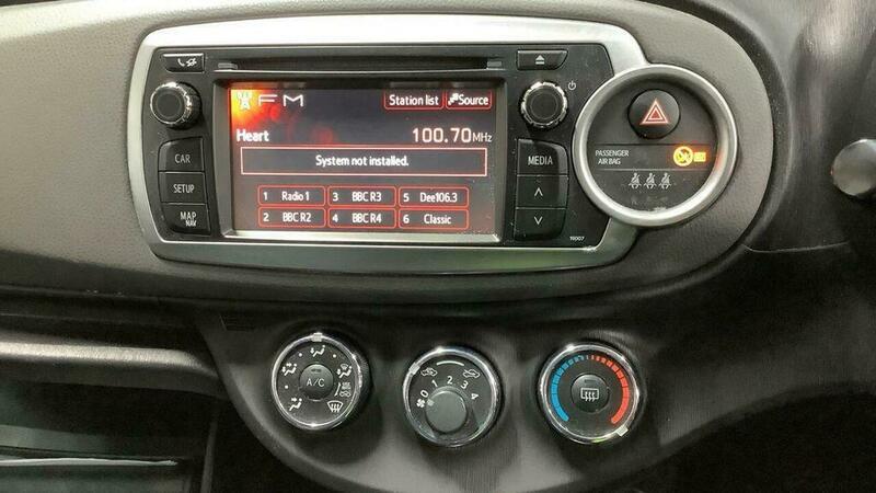 Used Toyota Yaris for sale - 77958092: Photo 18