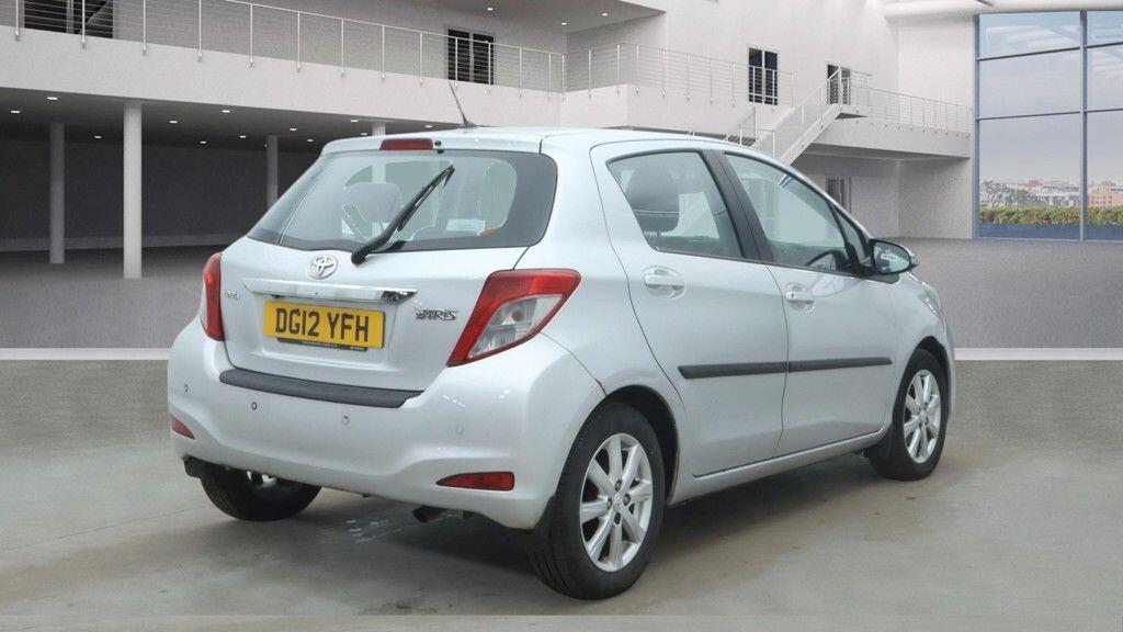 Used Toyota Yaris 2012 for sale - 77908988: Photo 2