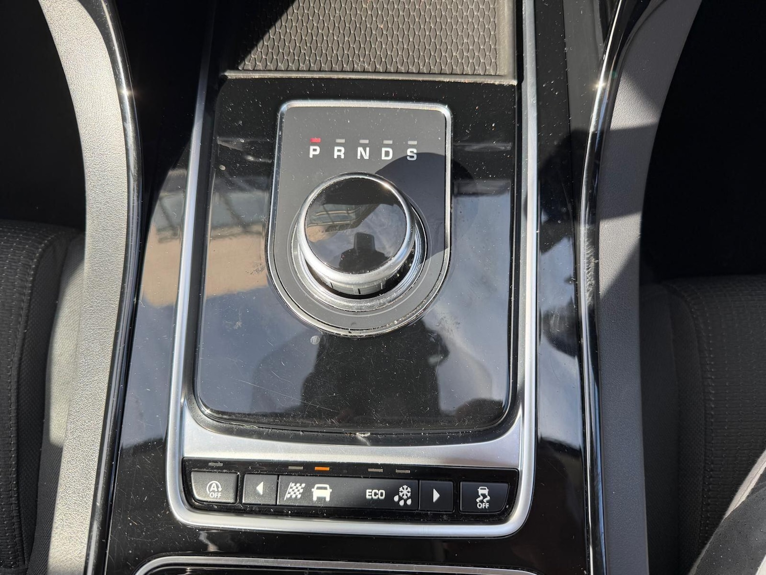 Used Jaguar XE 2018 for sale - 77924966: Photo 18