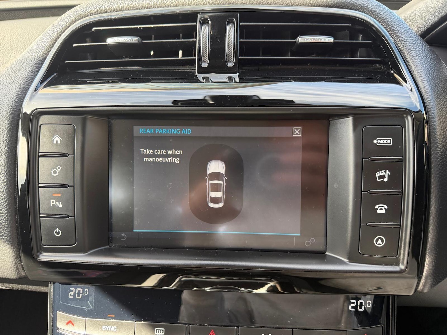 Used Jaguar XE 2018 for sale - 77924966: Photo 22