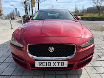 Used Jaguar XE 2018 for sale - 77924966: Photo