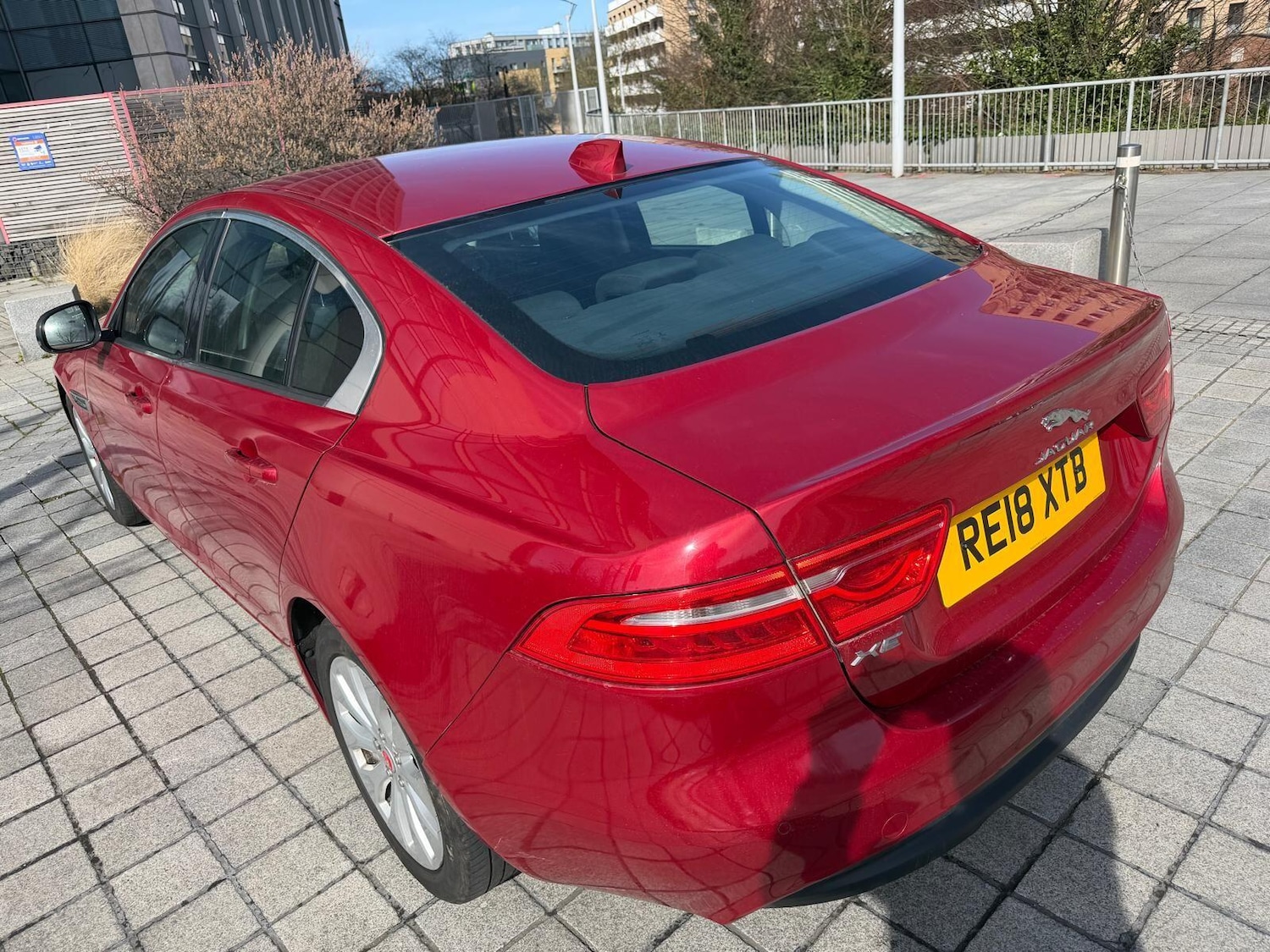 Used Jaguar XE 2018 for sale - 77924966: Photo 4